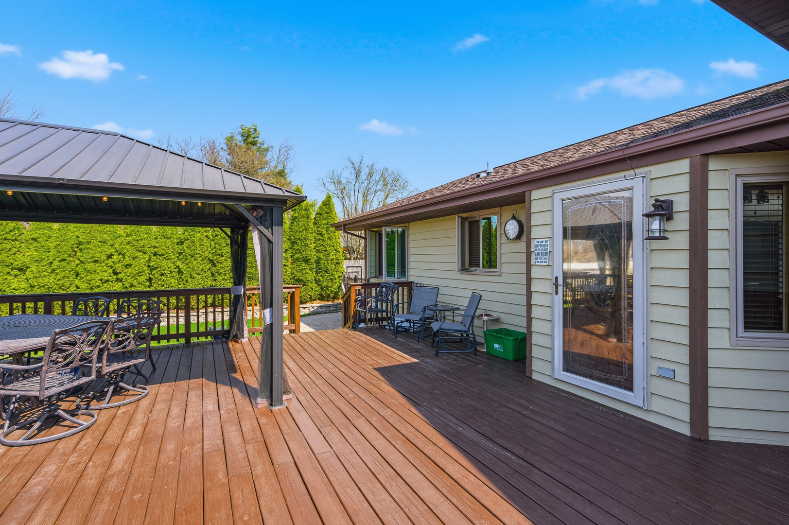 670 Kruk Street, Lemont, IL 60439