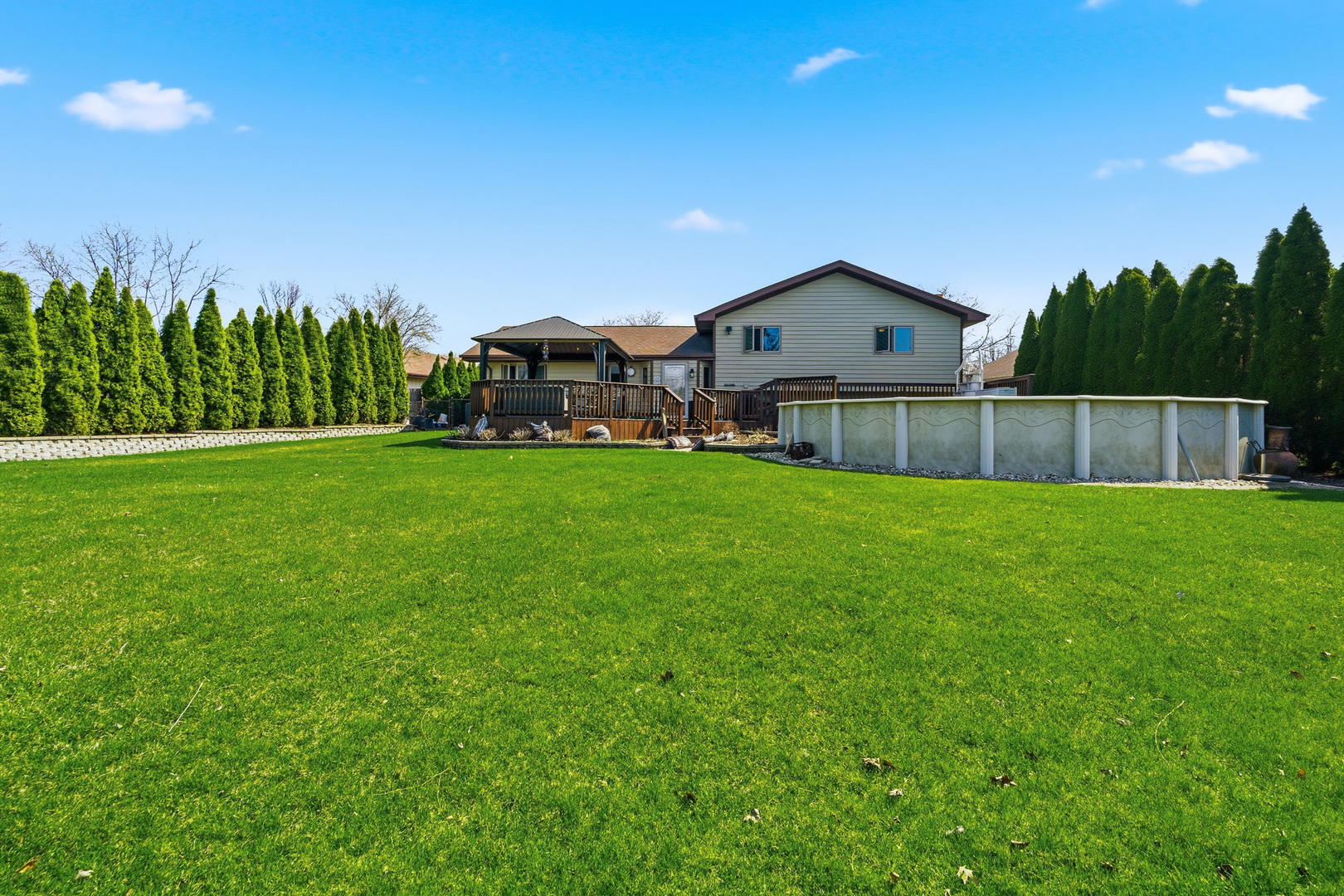 670 Kruk Street, Lemont, IL 60439