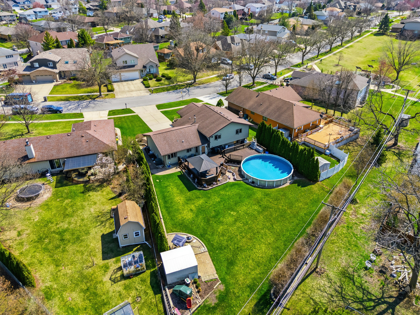 670 Kruk Street, Lemont, IL 60439