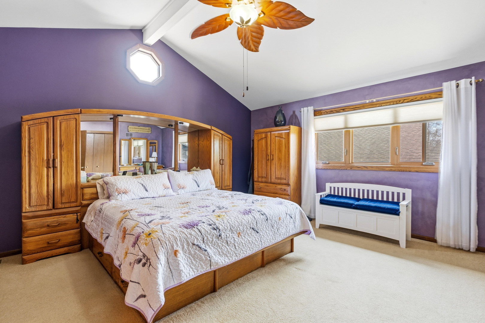 670 Kruk Street, Lemont, IL 60439