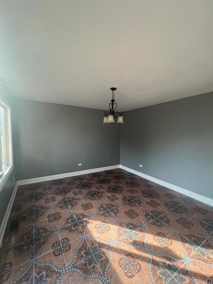 1333 Court O Avenue #4, Hanover Park, IL 60133