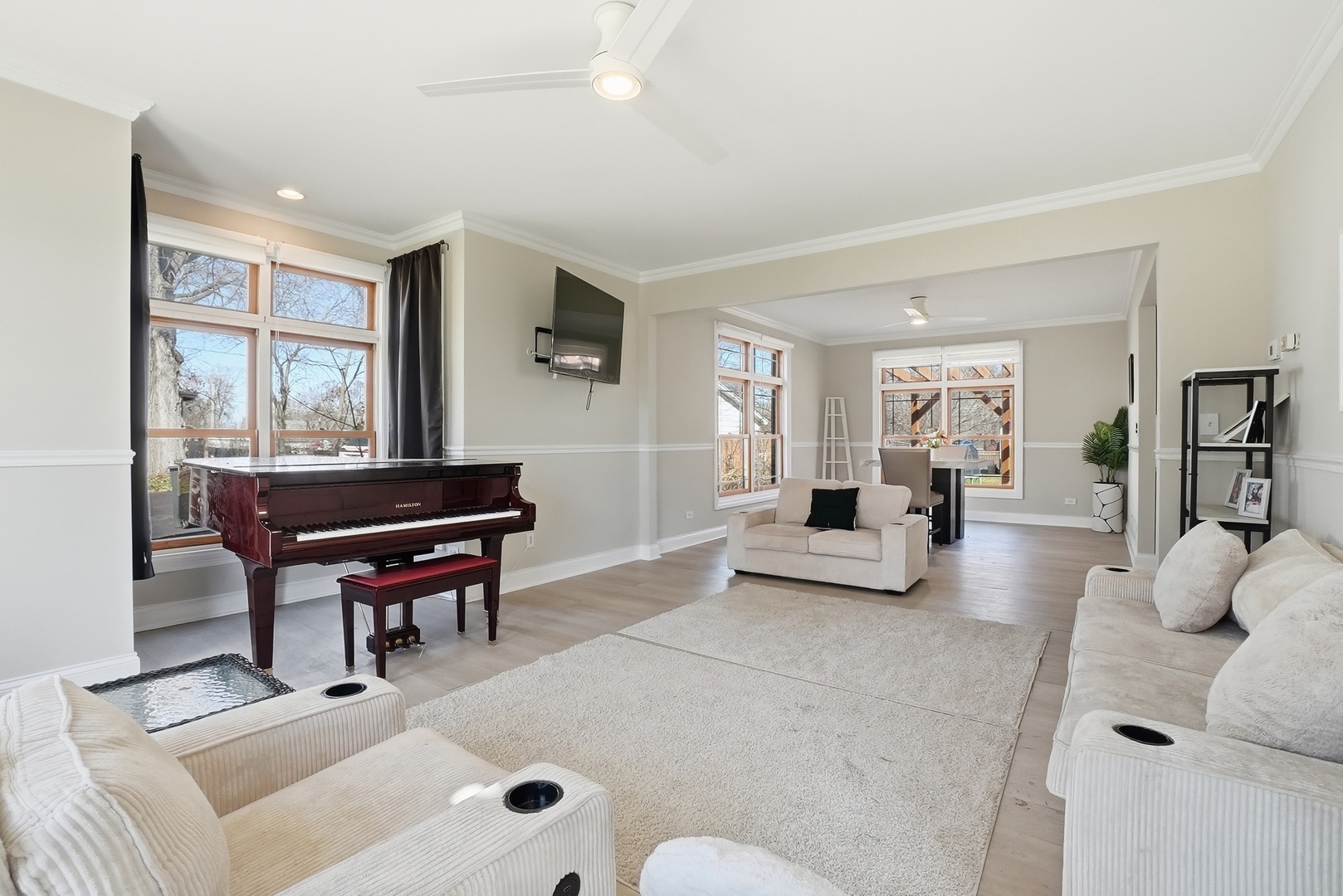 115 E Woodlawn Road, New Lenox, IL 60451