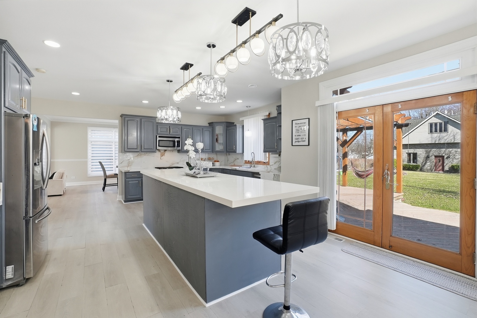 115 E Woodlawn Road, New Lenox, IL 60451