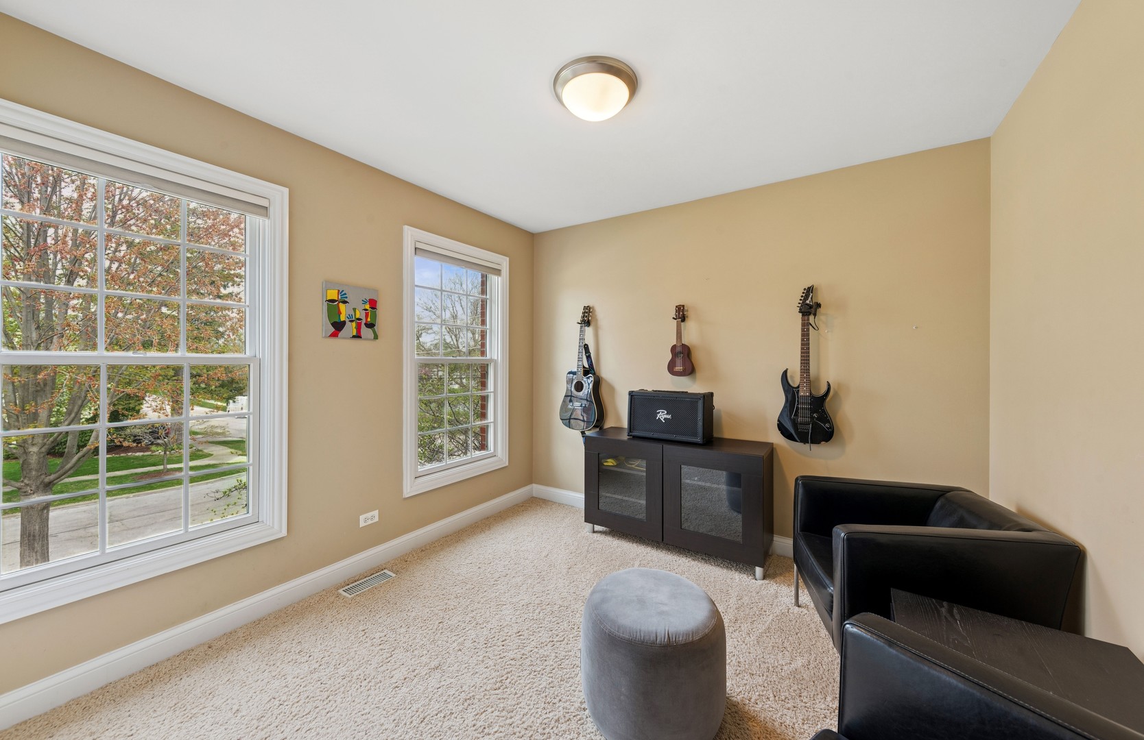 385 N Chalary Court, Palatine, IL 60067