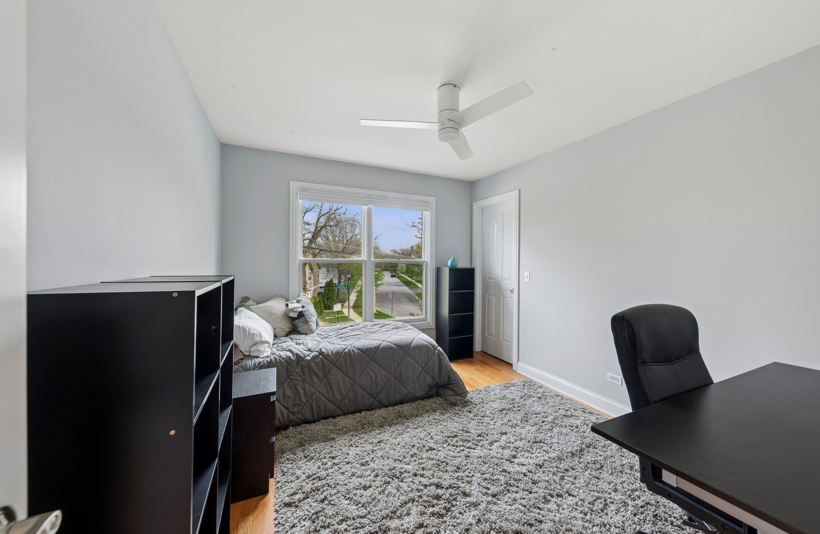 385 N Chalary Court, Palatine, IL 60067