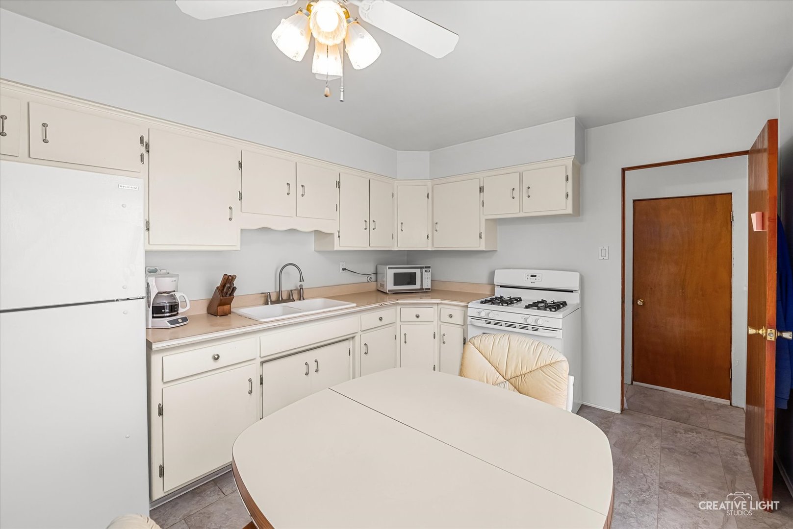 307 Cameron Avenue, Lockport, IL 60441