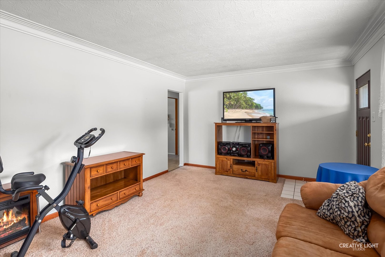 307 Cameron Avenue, Lockport, IL 60441