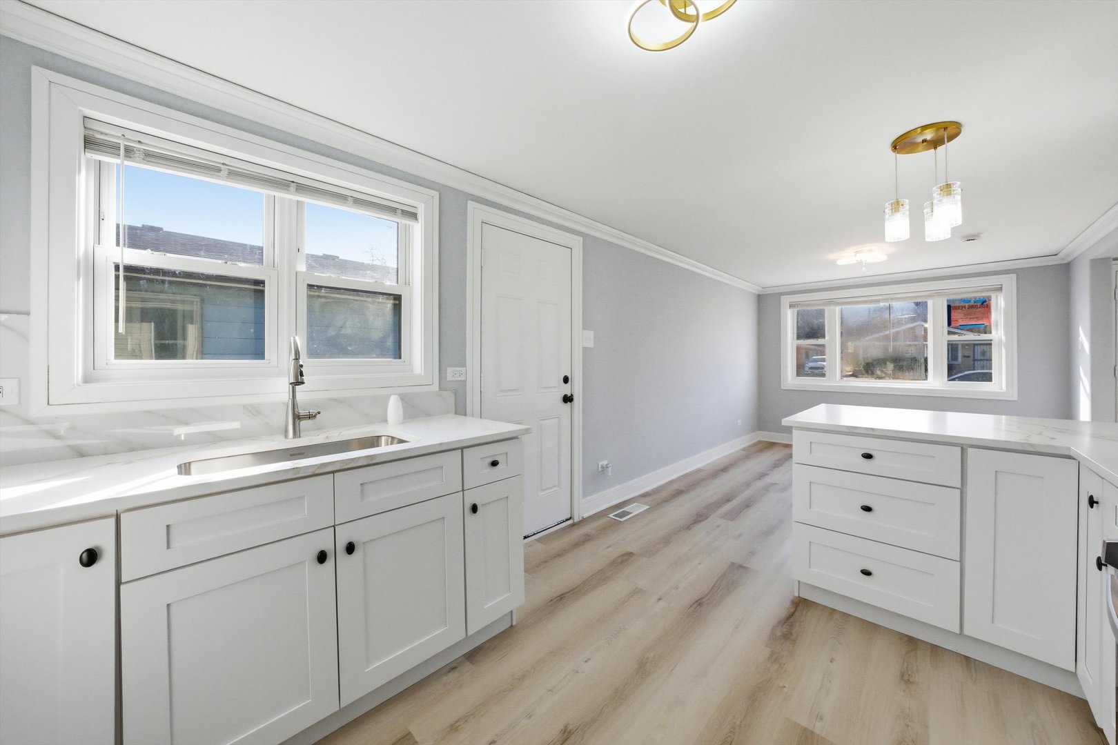 3206 Kinne Road, Robbins, IL 60472