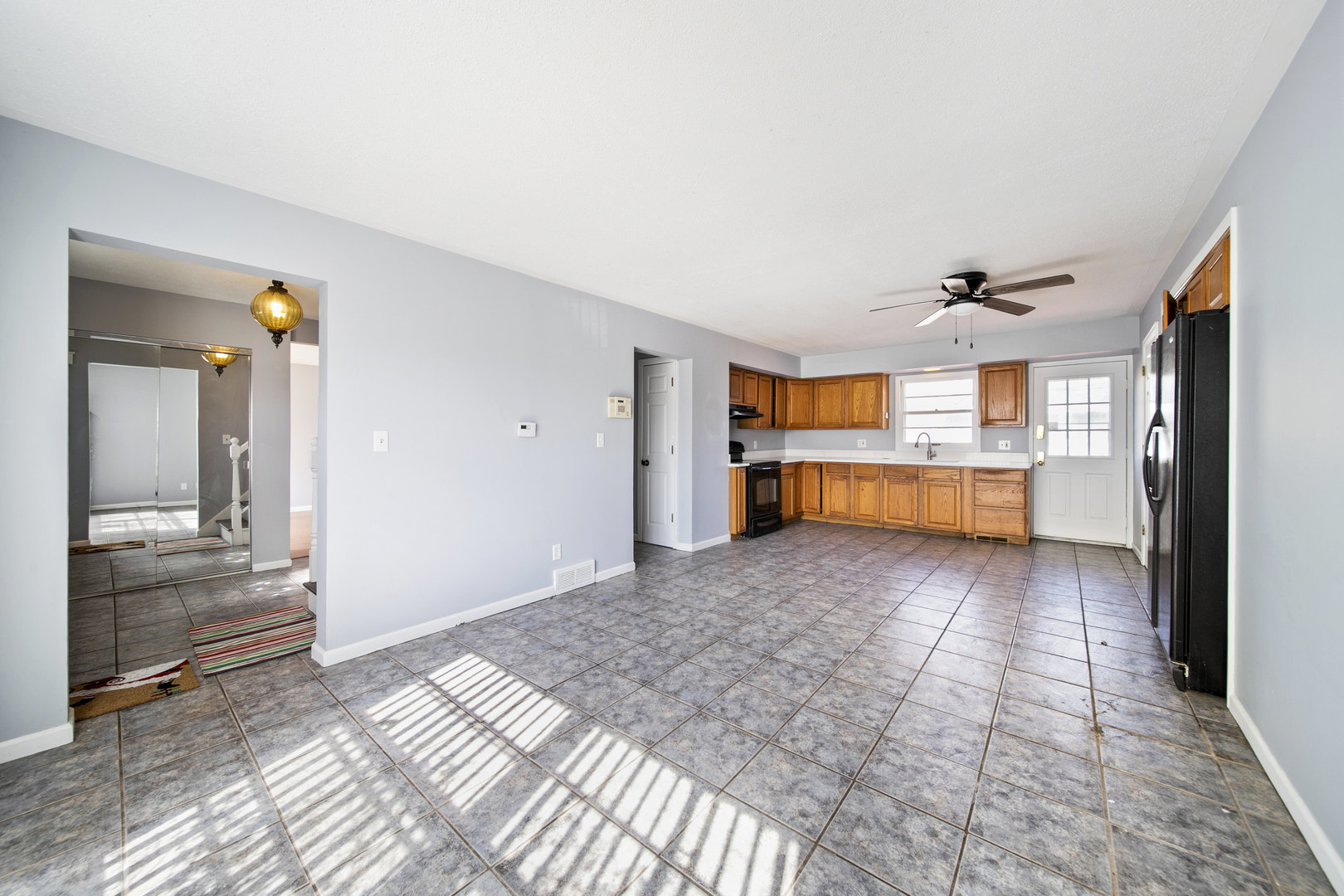 1421 Heather Drive, Aurora, IL 60506