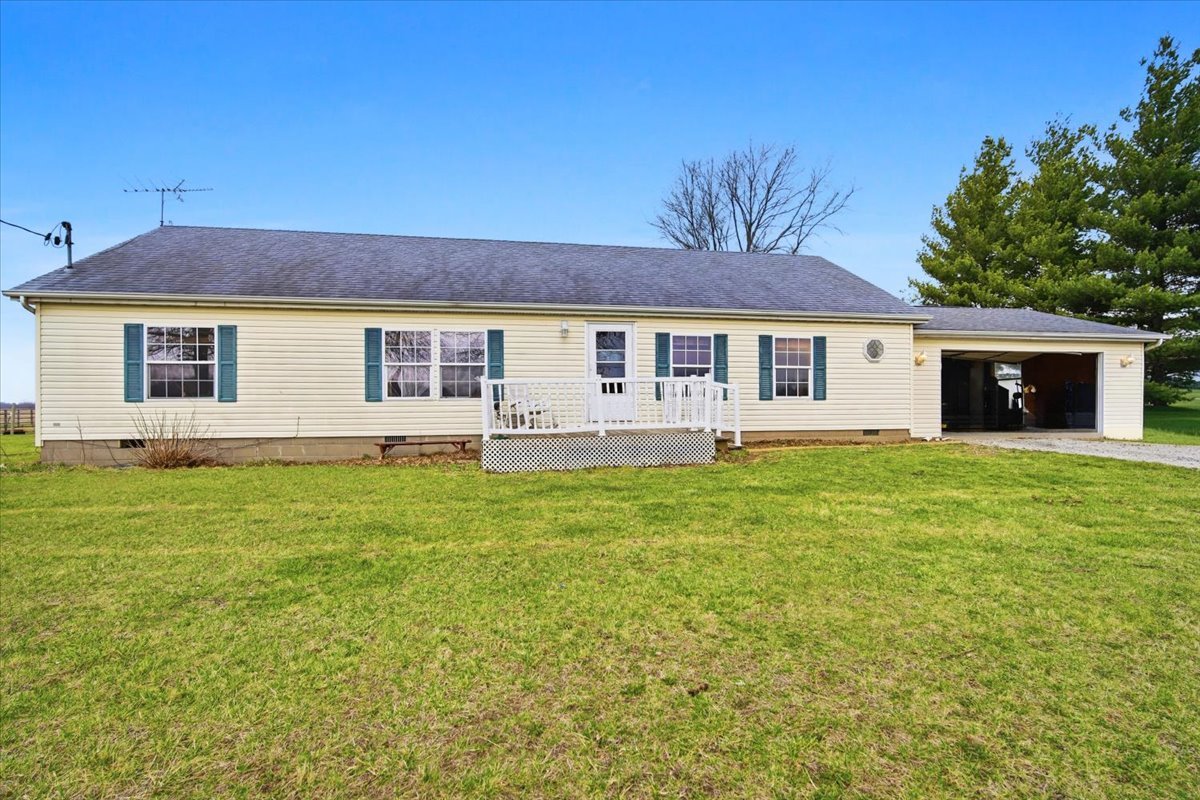 6009 Park Road, Clinton, IL 61727