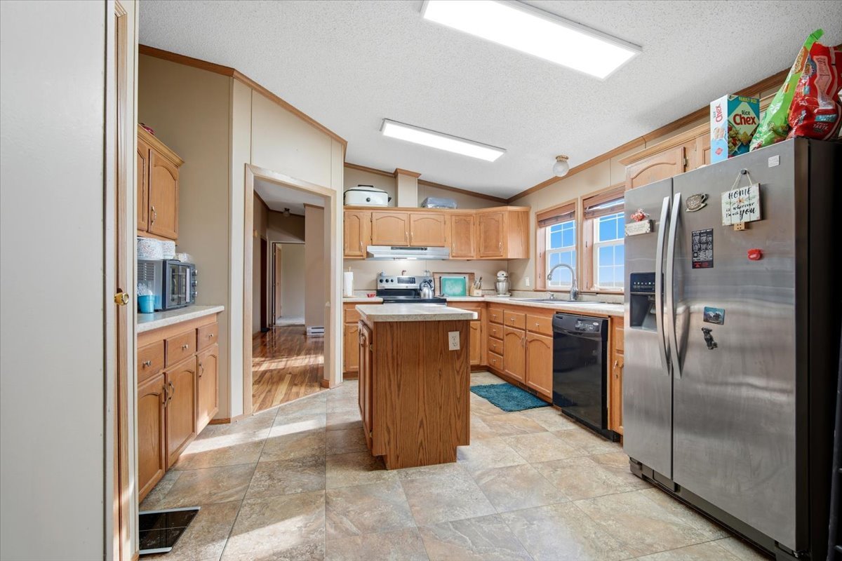 6009 Park Road, Clinton, IL 61727