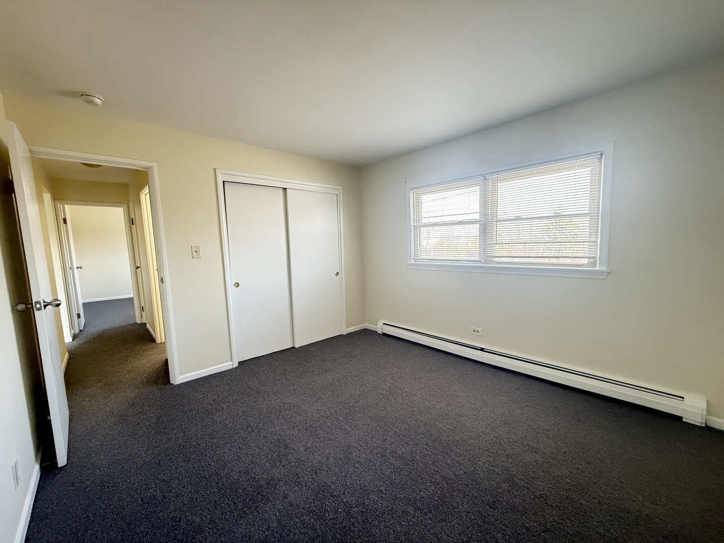 5720 East Avenue #3A, Countryside, IL 60525