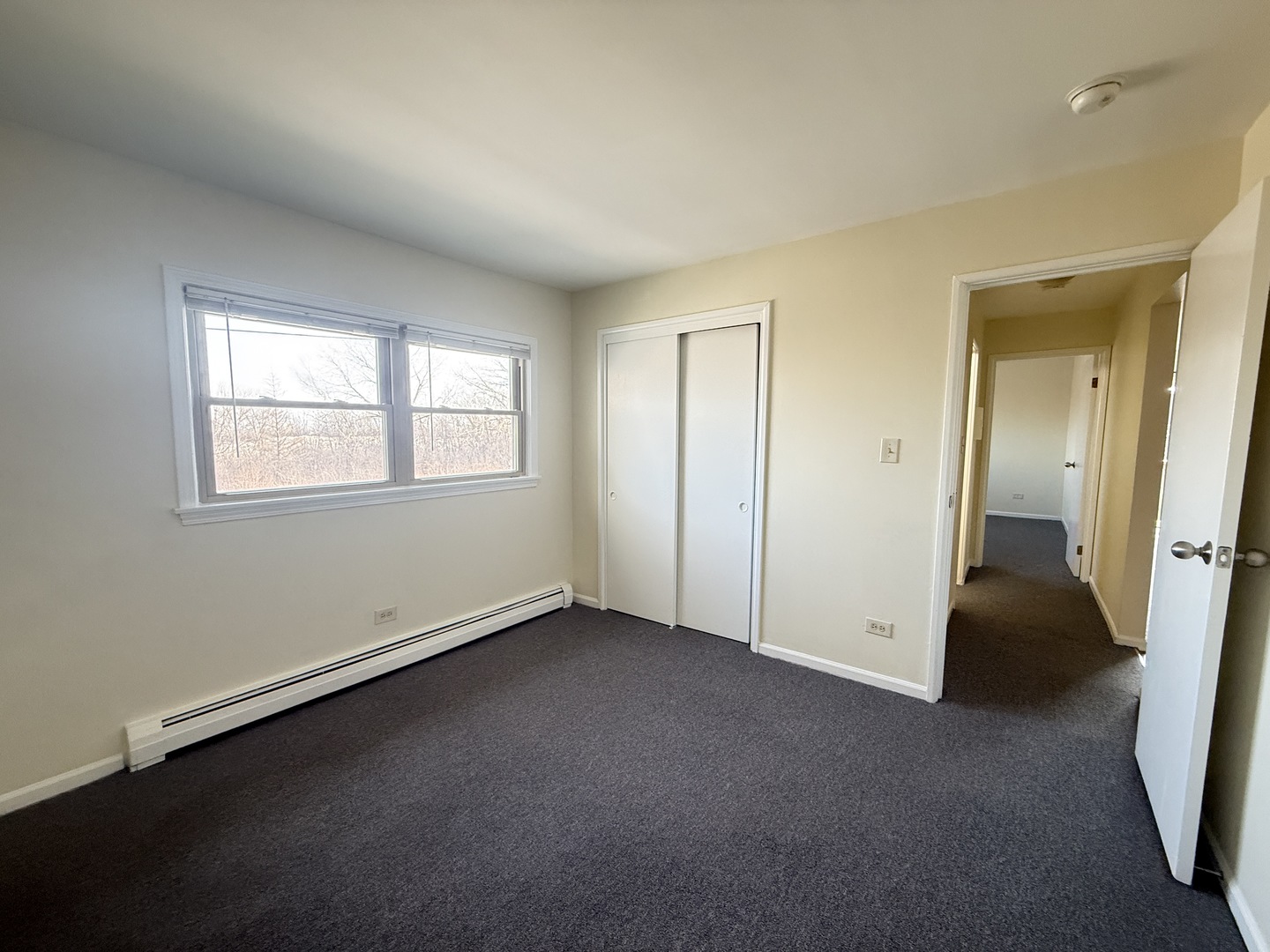 5720 East Avenue #3A, Countryside, IL 60525