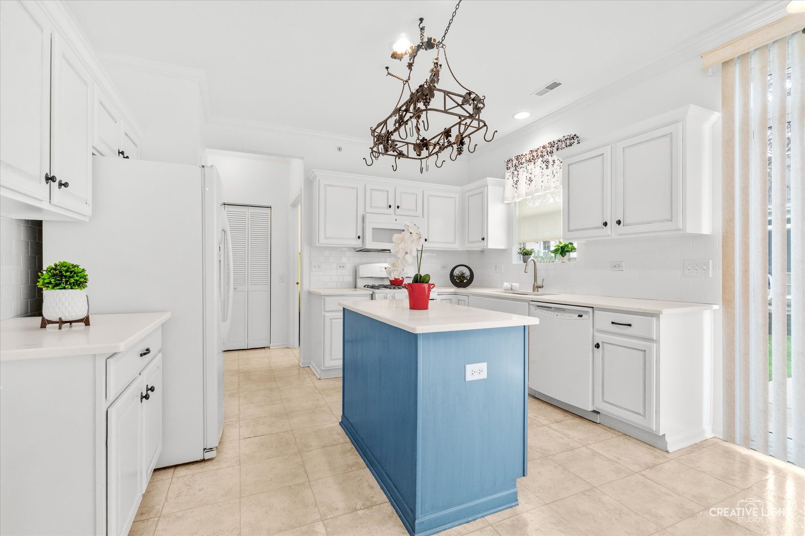 13567 Yellow Pine Drive, Huntley, IL 60142