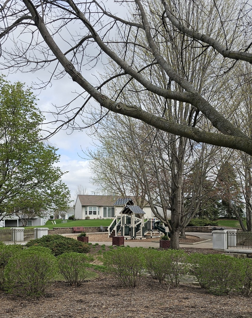 13567 Yellow Pine Drive, Huntley, IL 60142