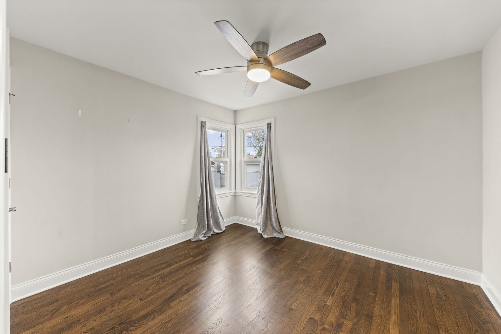 2852 Scott Street, Franklin Park, IL 60131