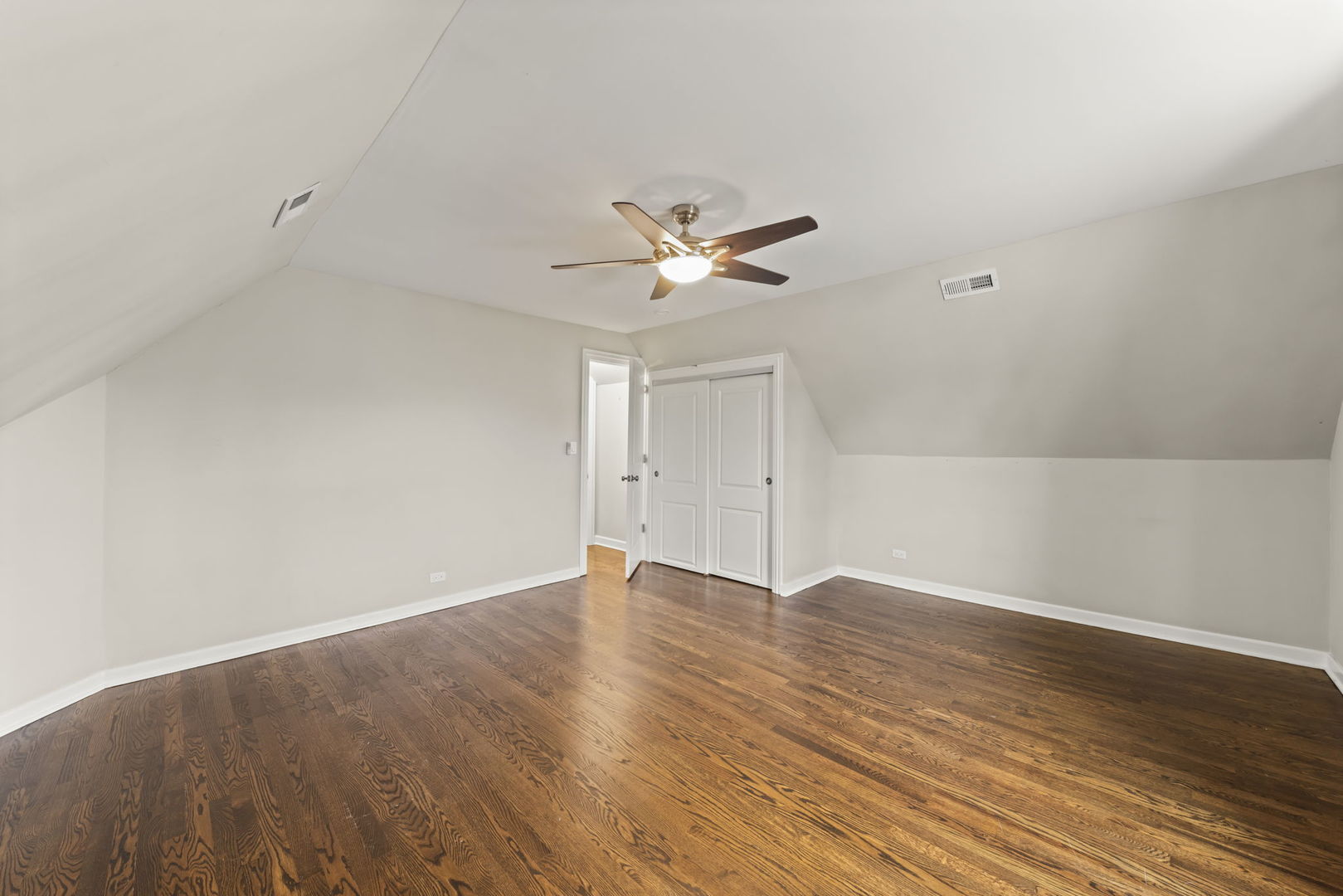 2852 Scott Street, Franklin Park, IL 60131