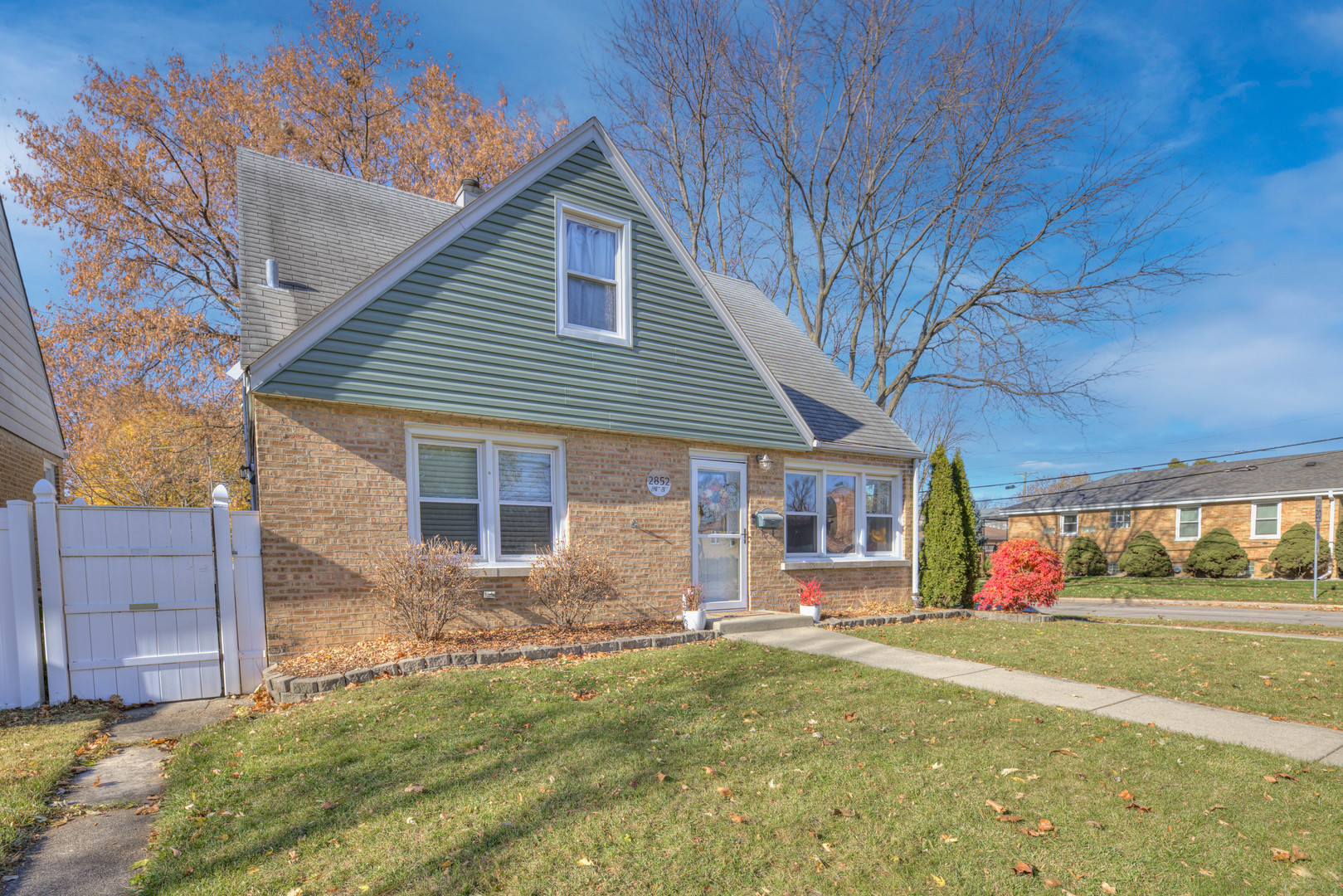 2852 Scott Street, Franklin Park, IL 60131