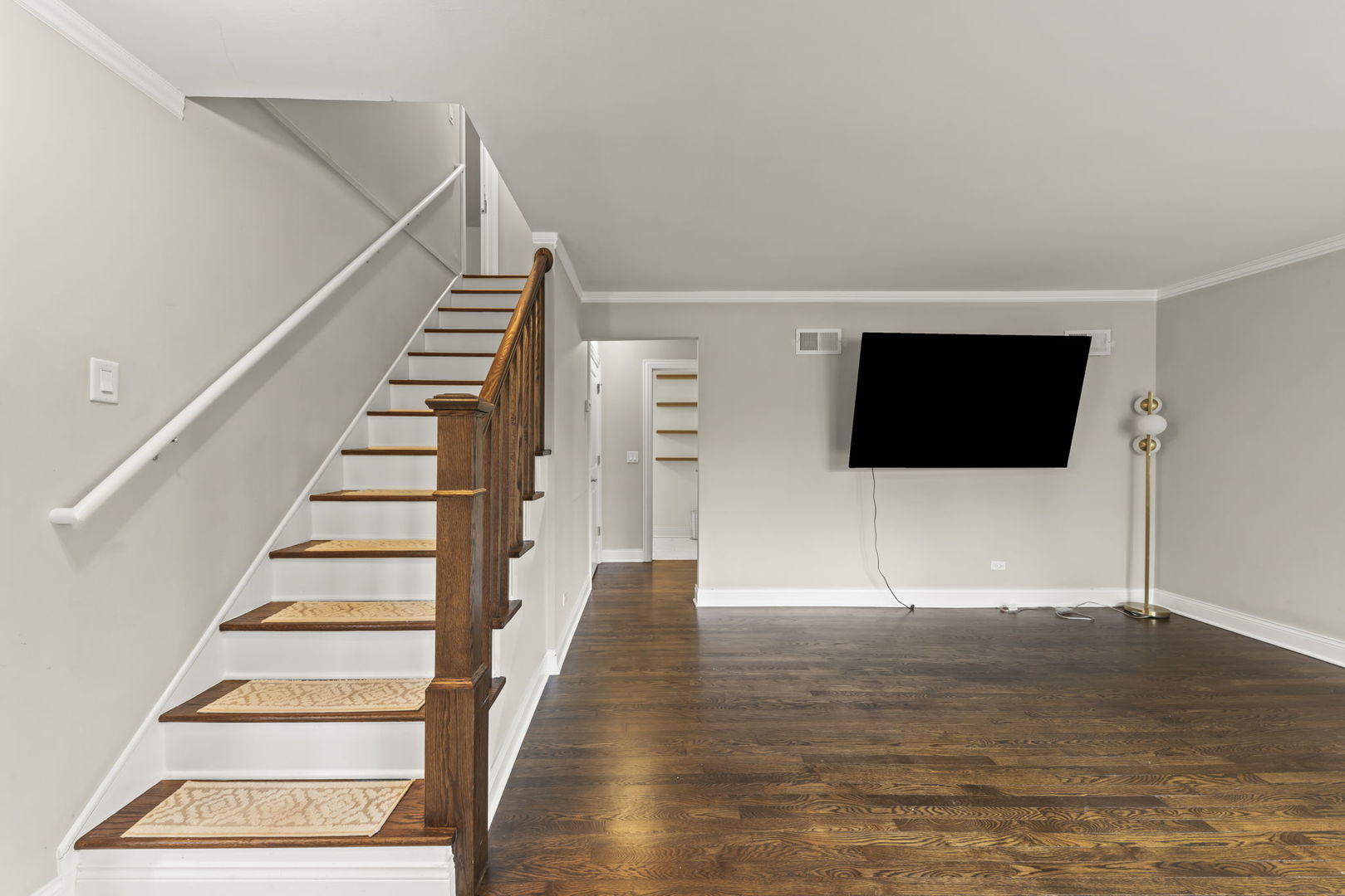 2852 Scott Street, Franklin Park, IL 60131