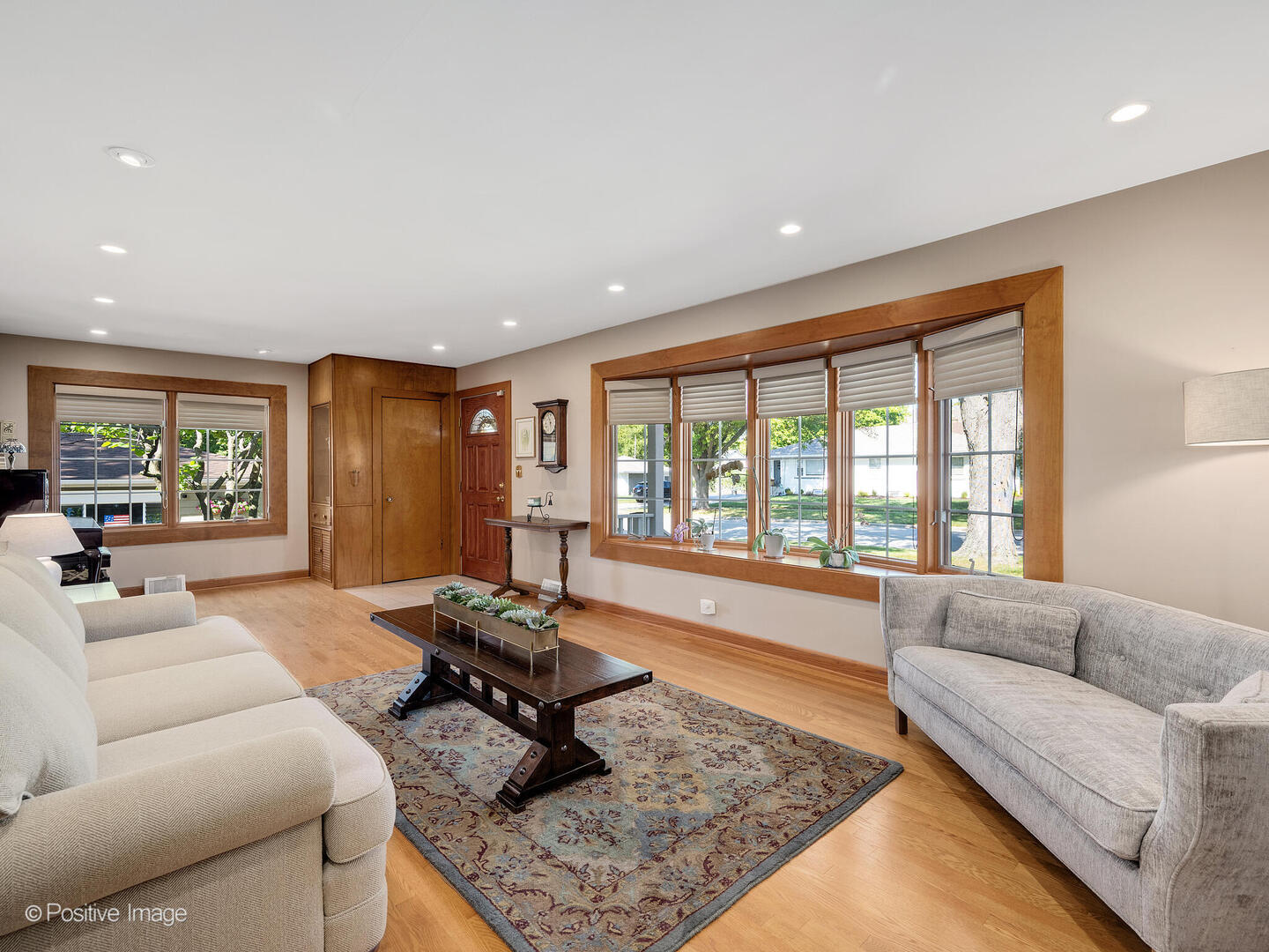 182 E Hale Street, Elmhurst, IL 60126