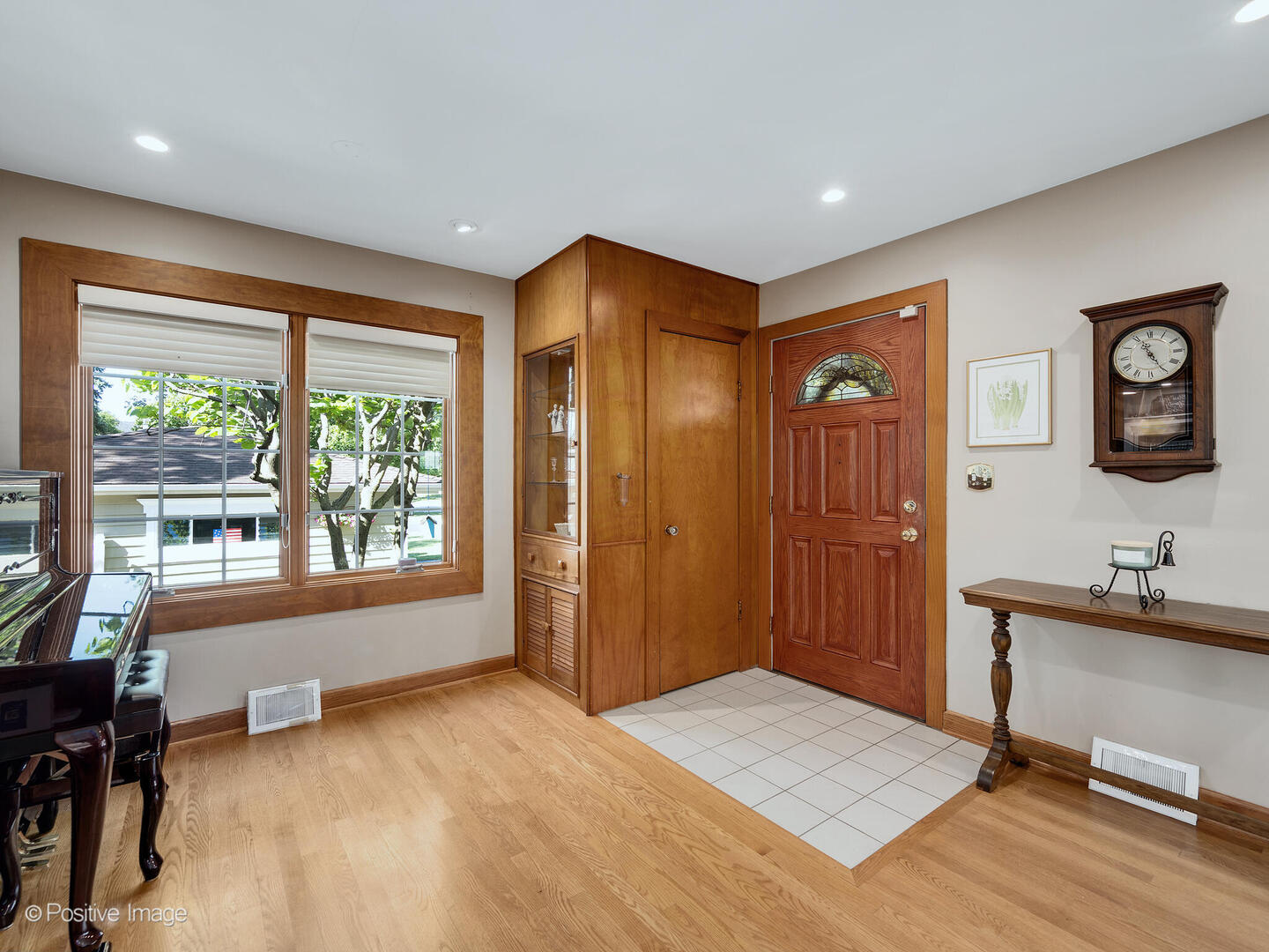 182 E Hale Street, Elmhurst, IL 60126