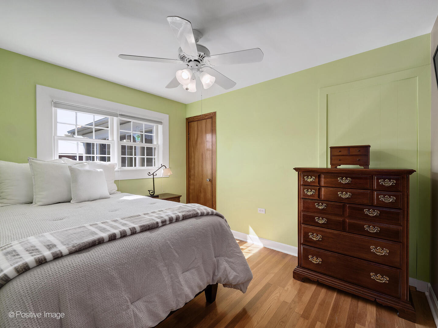 182 E Hale Street, Elmhurst, IL 60126