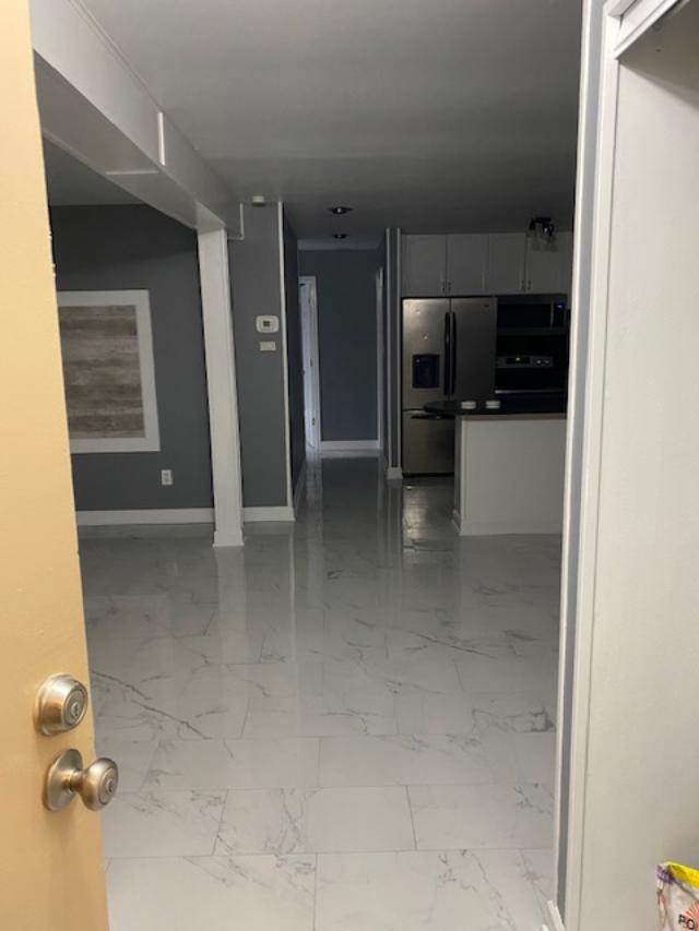 703 GARDEN Circle #3, Streamwood, IL 60107