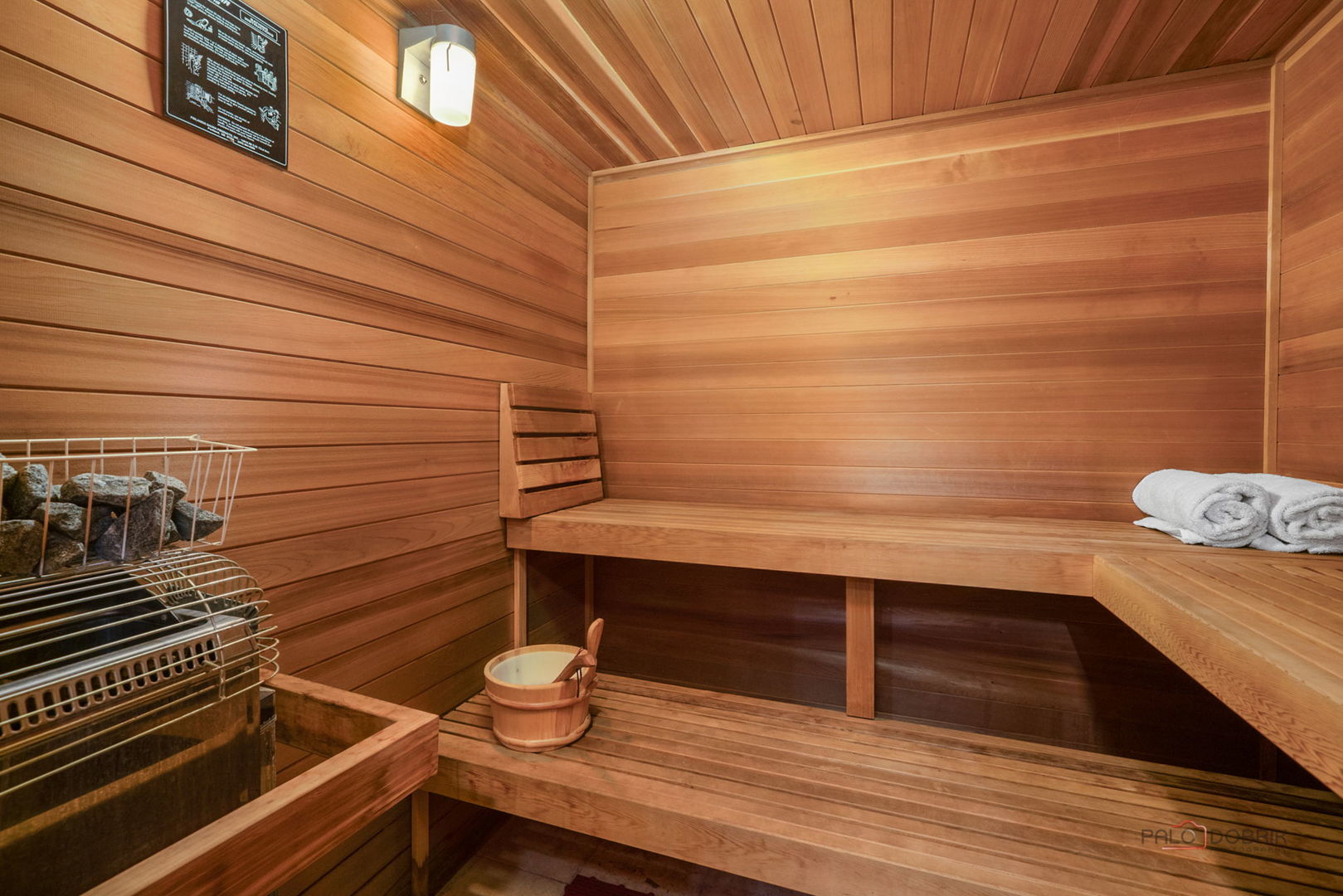 26982 W Lakeview Drive, Lake Barrington, IL 60084