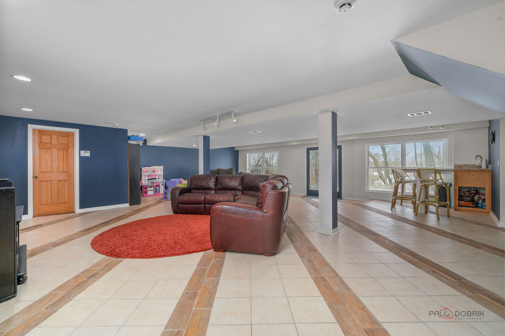 26982 W Lakeview Drive, Lake Barrington, IL 60084