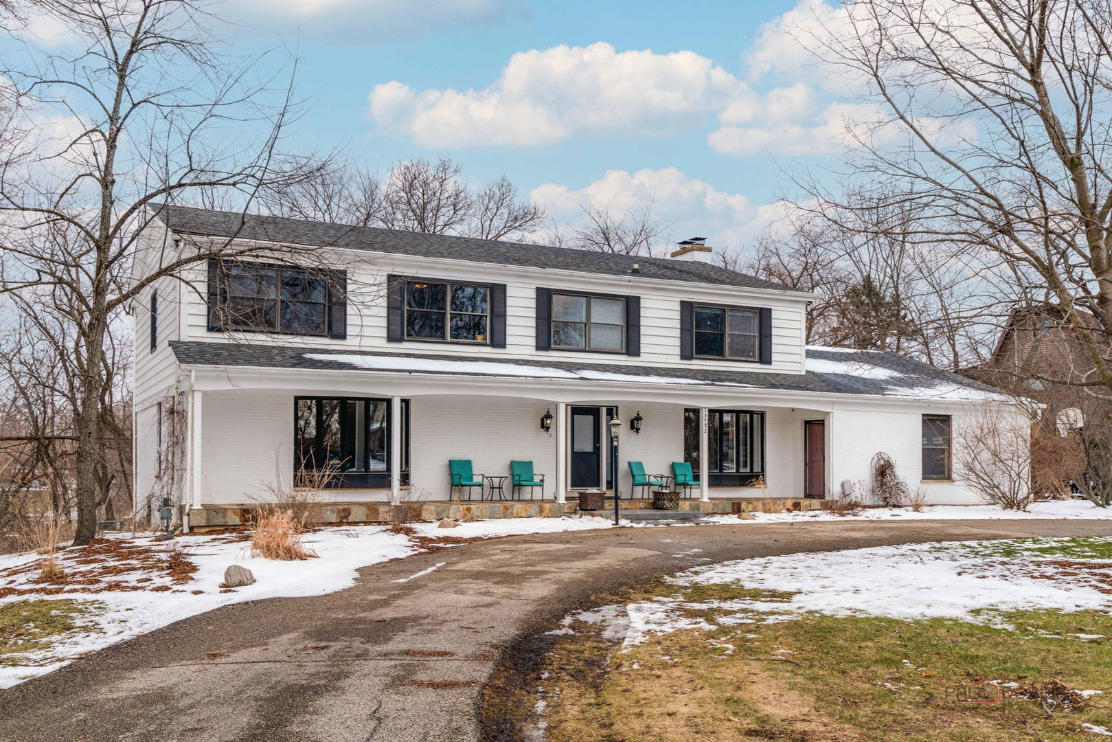 26982 W Lakeview Drive, Lake Barrington, IL 60084