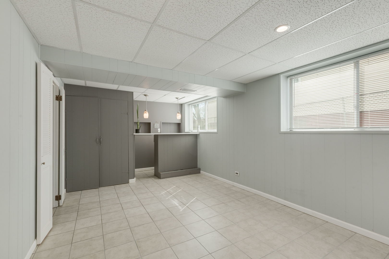 1421 Barberry Lane, Round Lake Beach, IL 60073