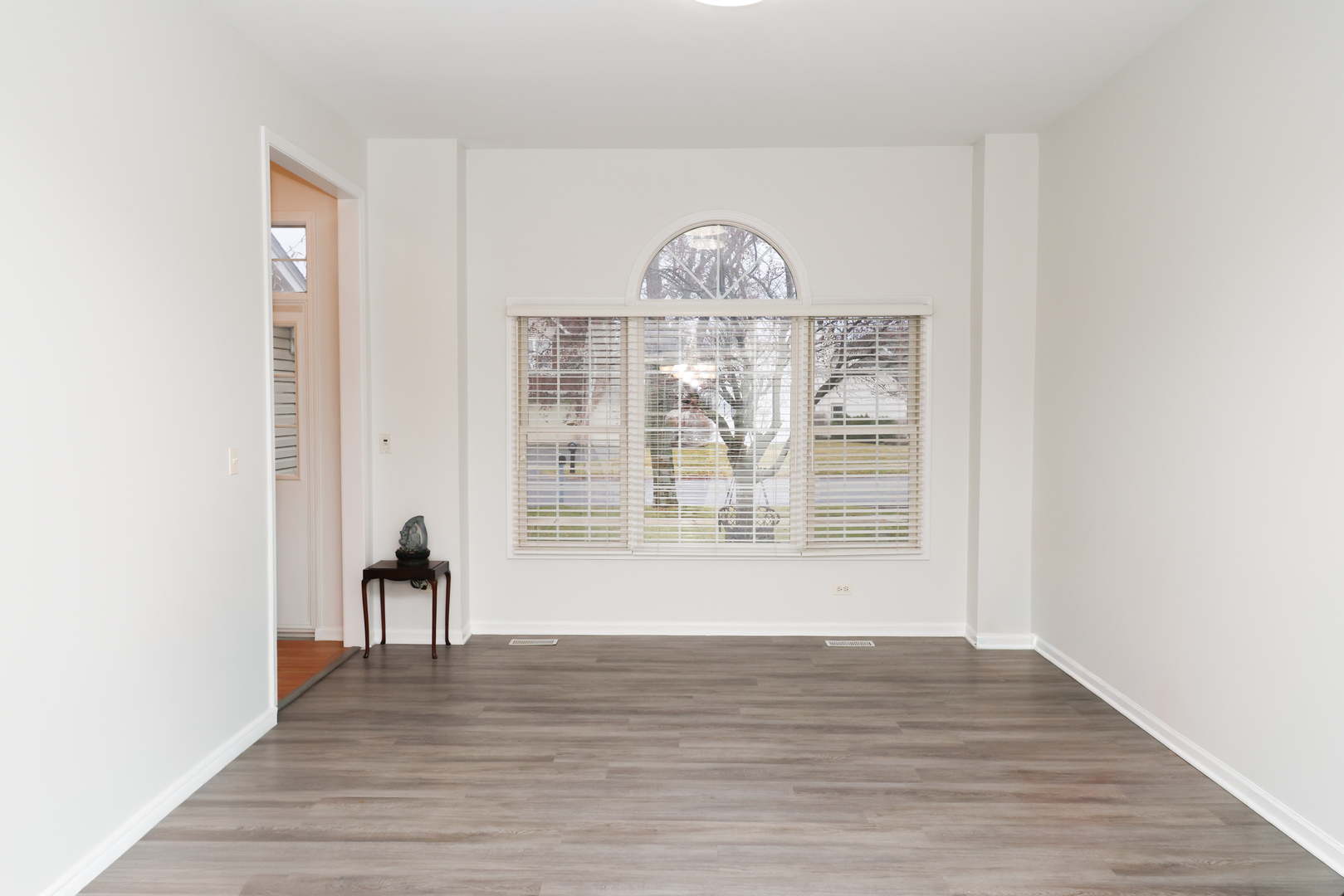 1011 Napa Lane, Aurora, IL 60502