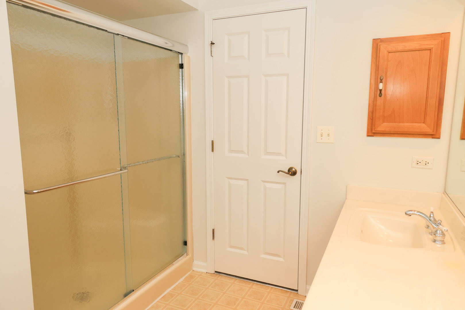 1011 Napa Lane, Aurora, IL 60502