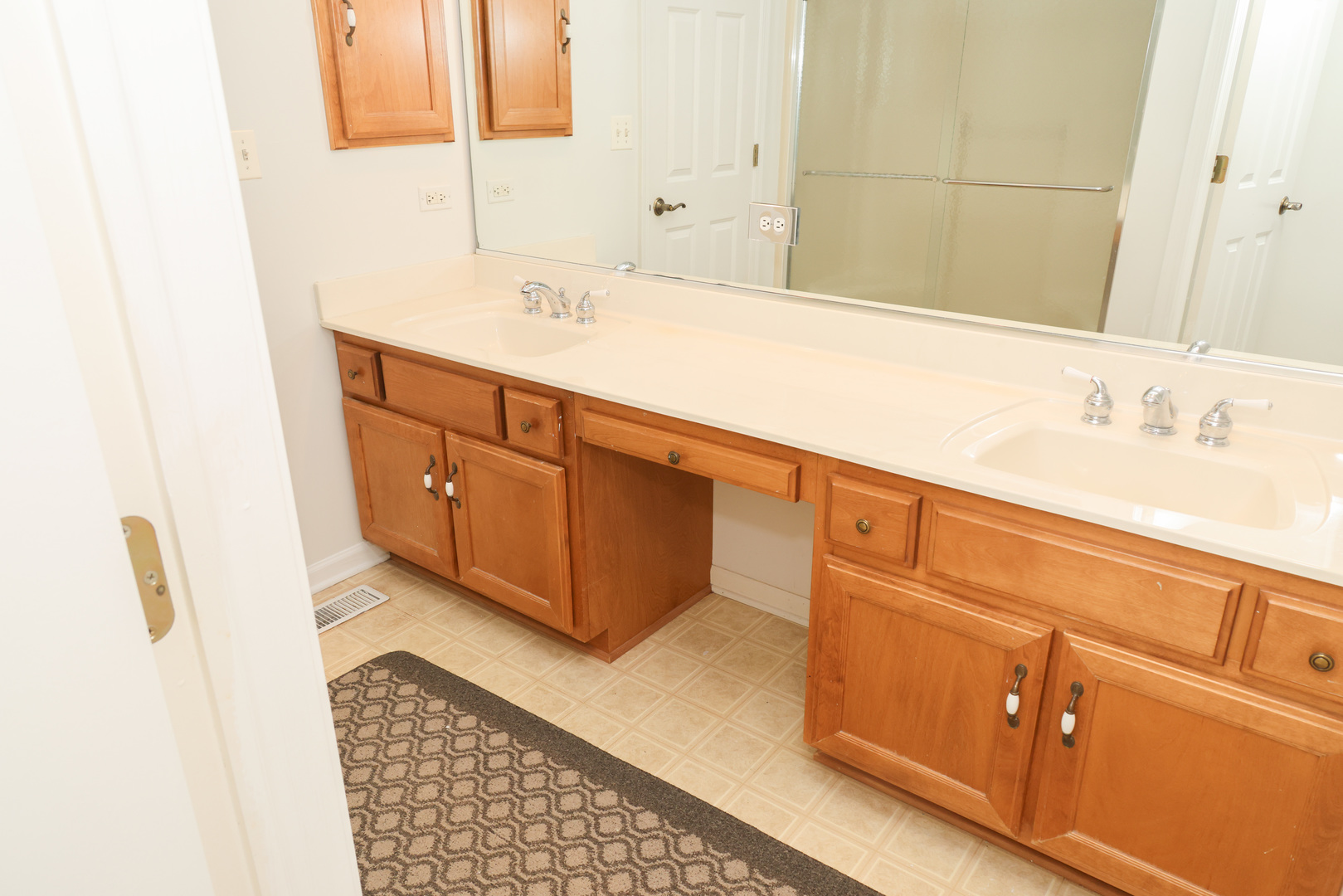 1011 Napa Lane, Aurora, IL 60502