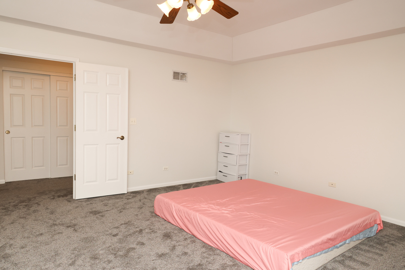 1011 Napa Lane, Aurora, IL 60502