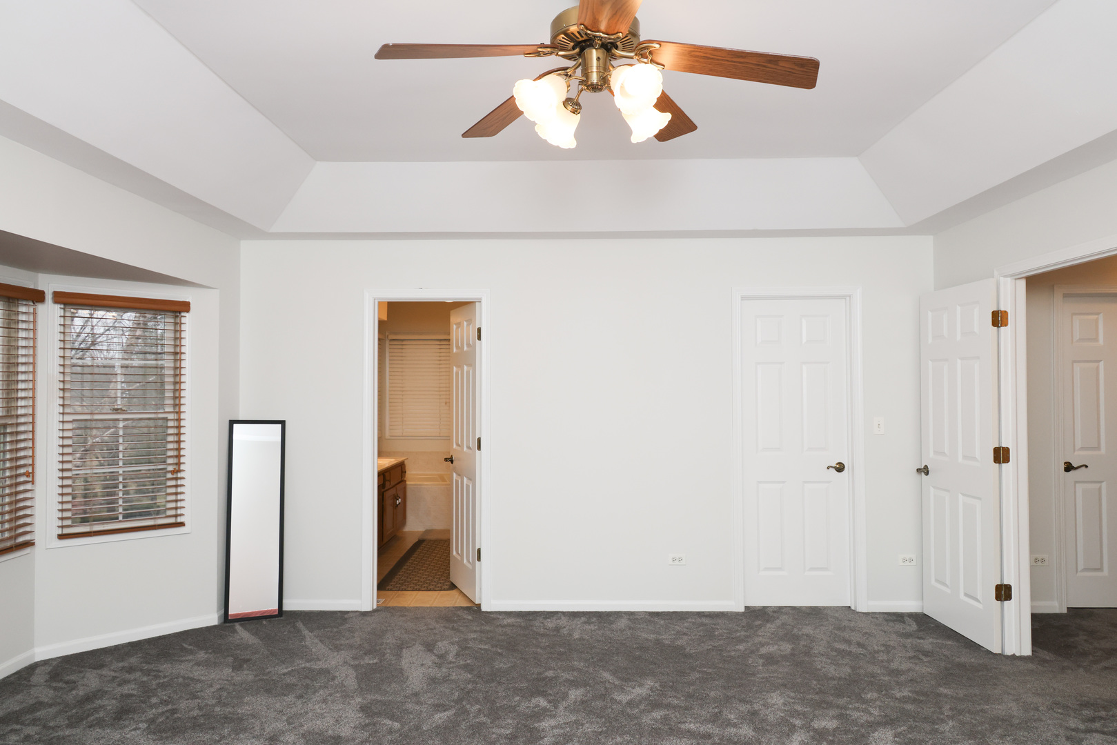 1011 Napa Lane, Aurora, IL 60502