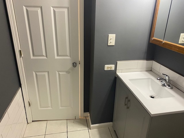 143 W Elk Trail #342, Carol Stream, IL 60188