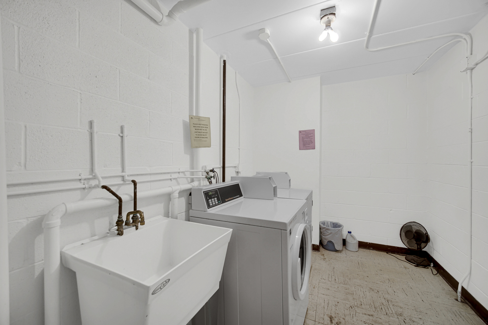 511 Timber Ridge Drive #202, Carol Stream, IL 60188