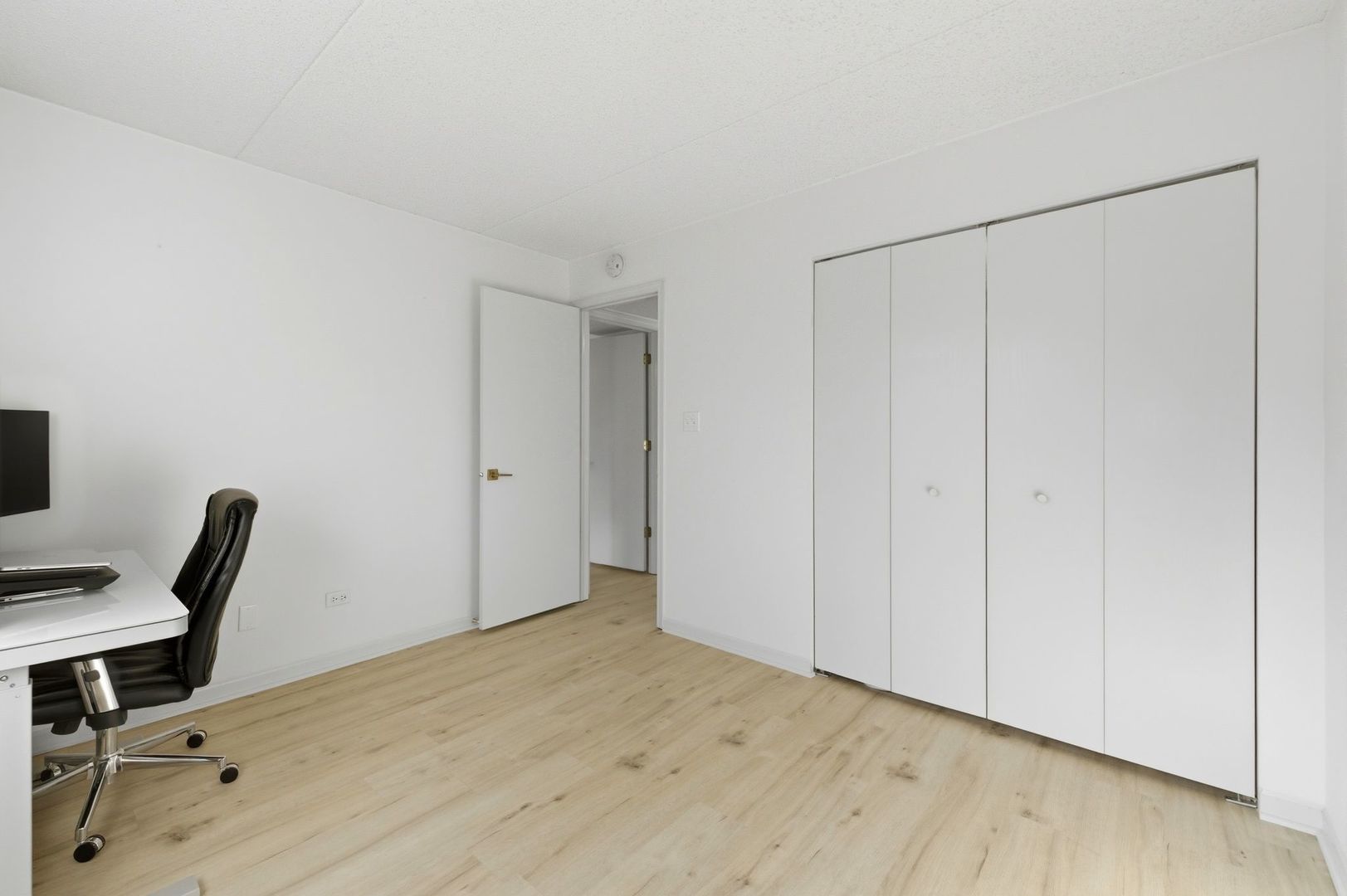 16032 Crystal Creek Drive #1A, Orland Park, IL 60462