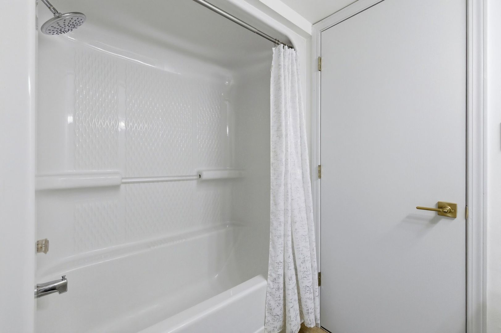 16032 Crystal Creek Drive #1A, Orland Park, IL 60462