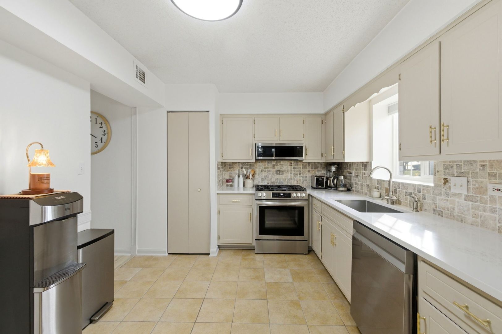 16032 Crystal Creek Drive #1A, Orland Park, IL 60462