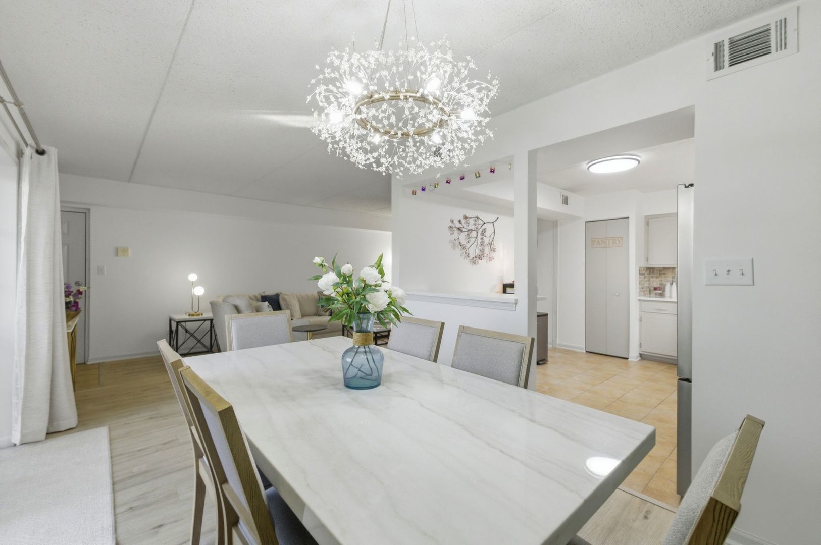 16032 Crystal Creek Drive #1A, Orland Park, IL 60462