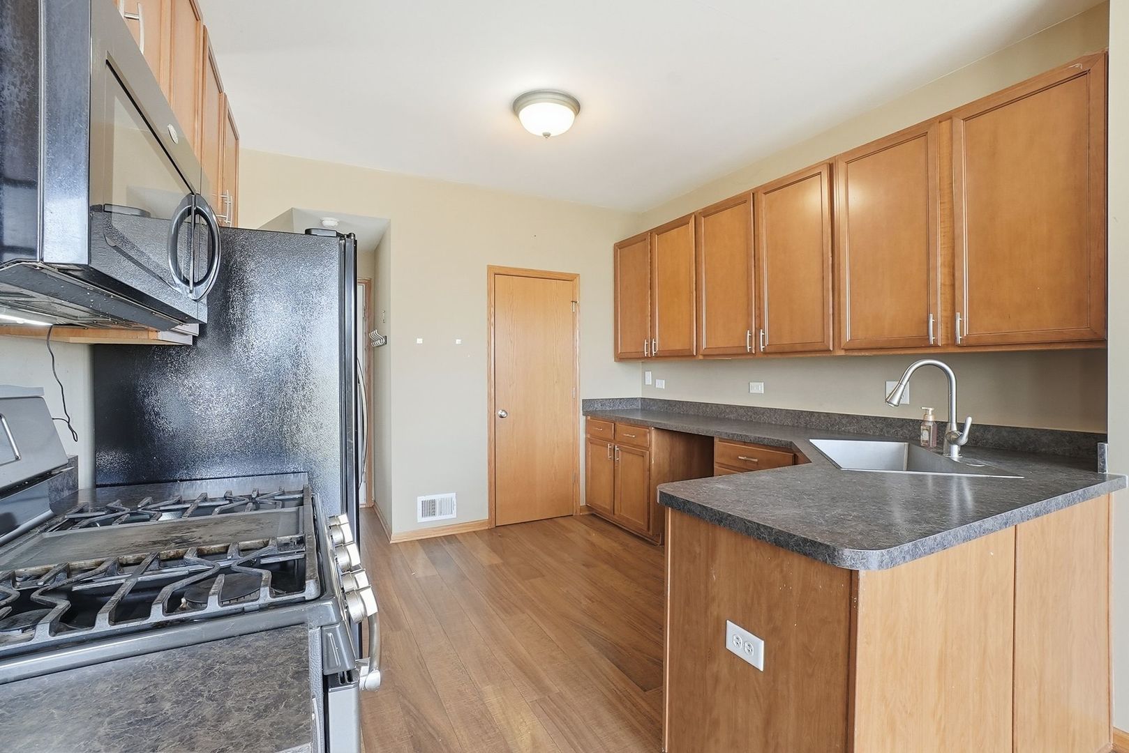 1008 Heron Circle #1, Joliet, IL 60431