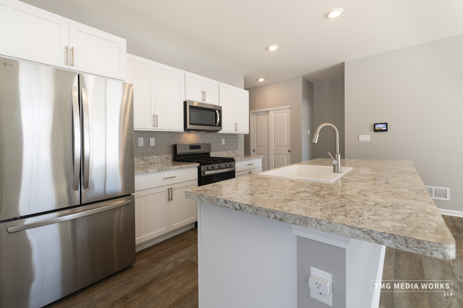 1175 Sonoma Court, Pingree Grove, IL 60140