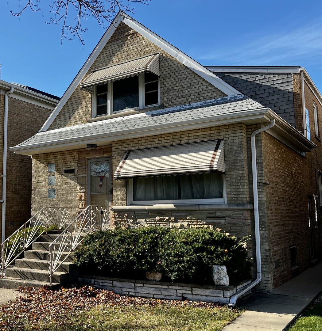 5552 N Major Avenue, Chicago, IL 60630