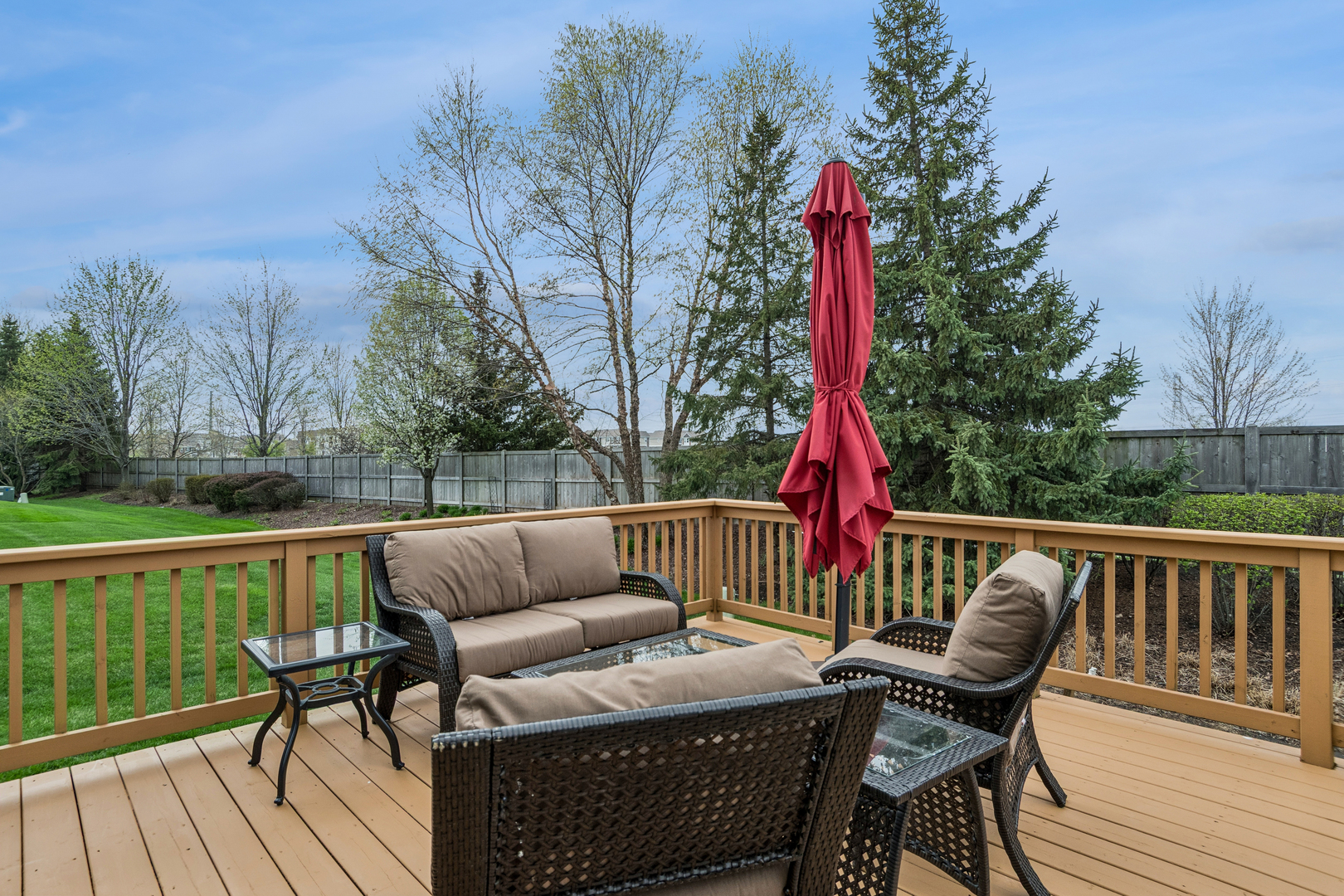 2727 Northmoor Drive, Naperville, IL 60564