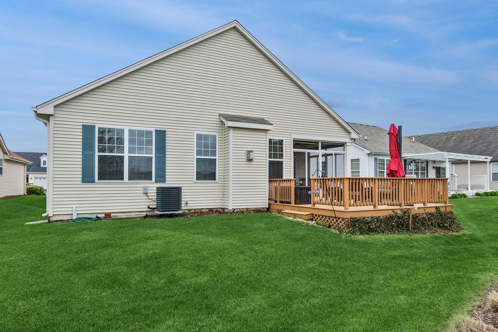 2727 Northmoor Drive, Naperville, IL 60564