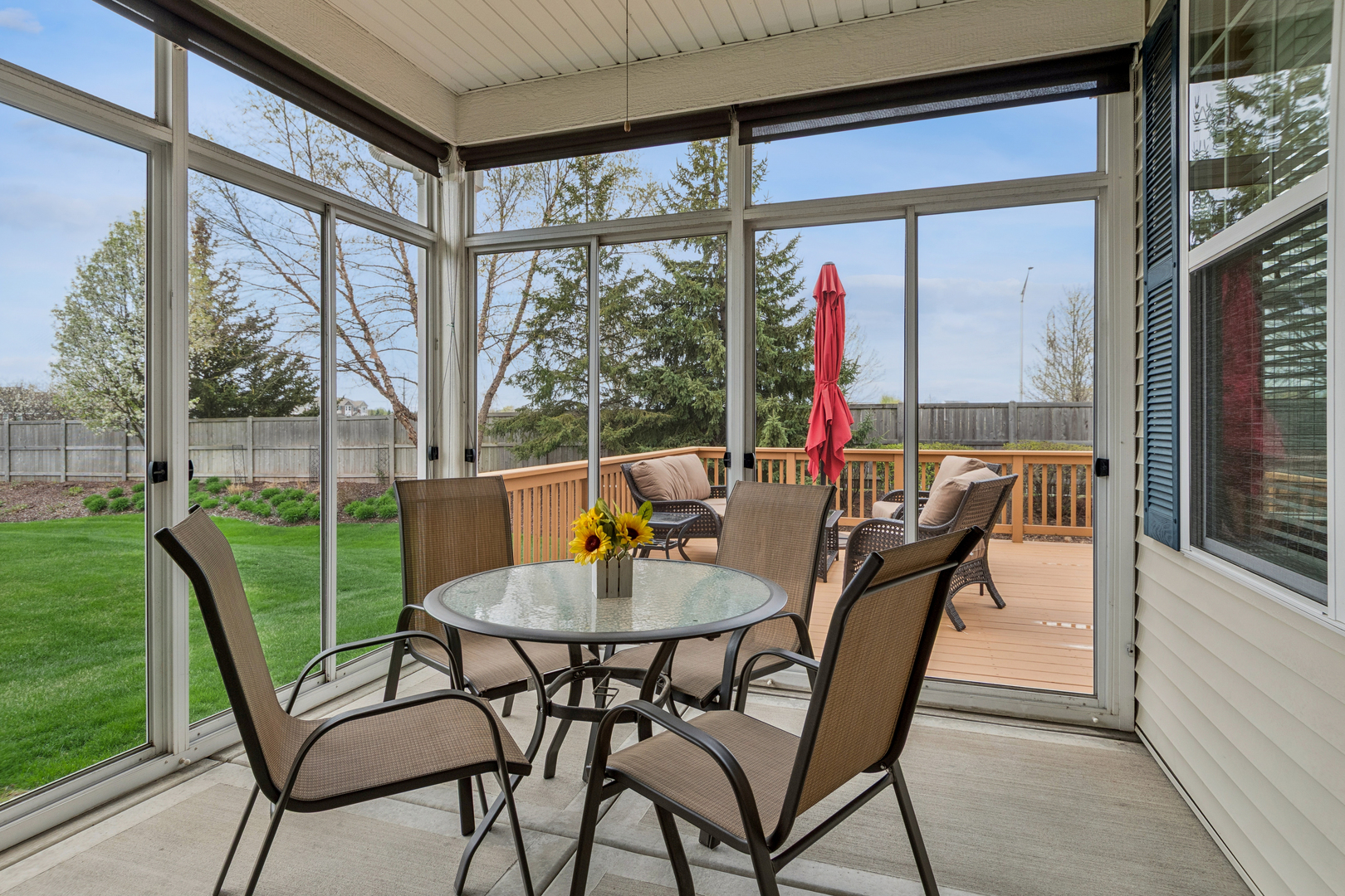 2727 Northmoor Drive, Naperville, IL 60564