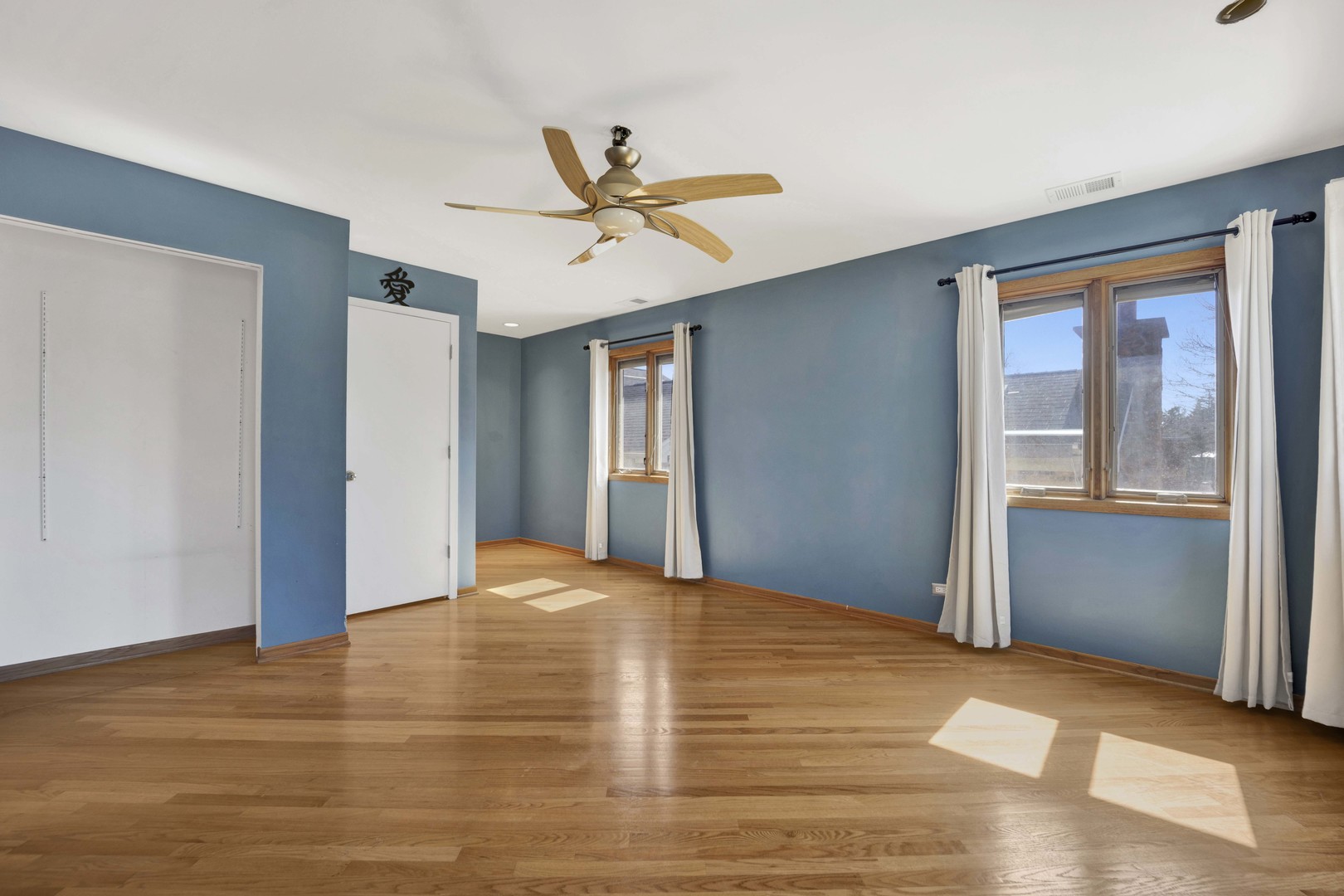 5N464 Neva Terrace, Itasca, IL 60143