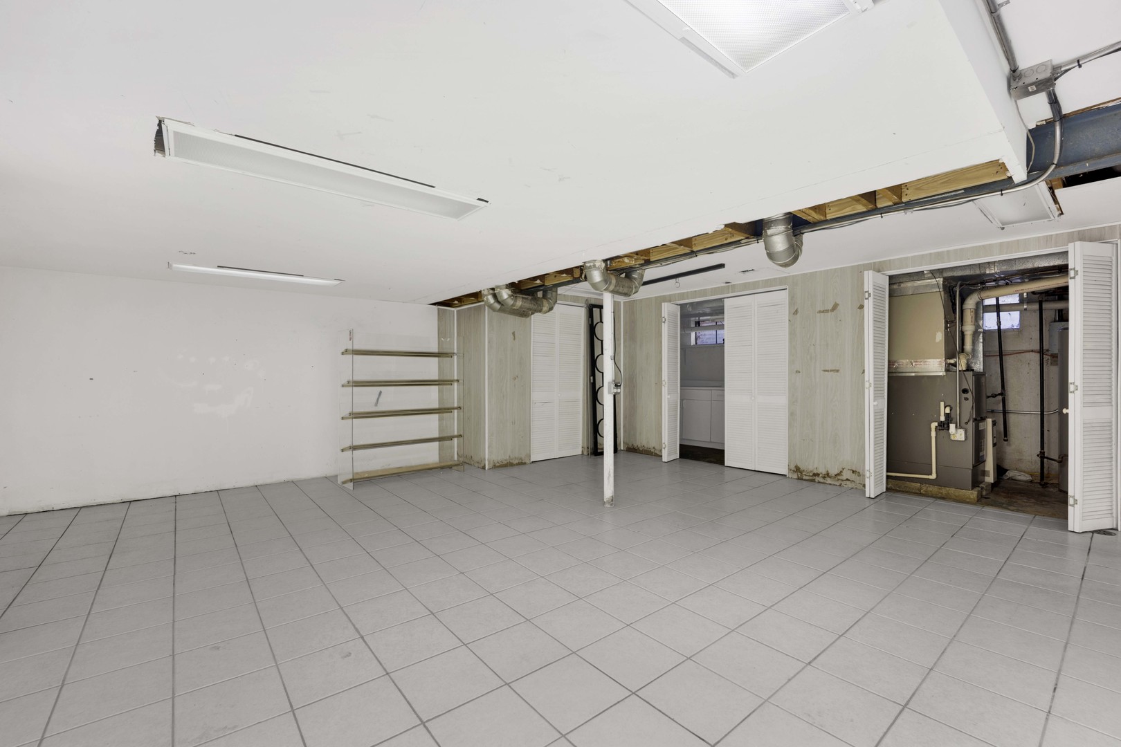 5N464 Neva Terrace, Itasca, IL 60143